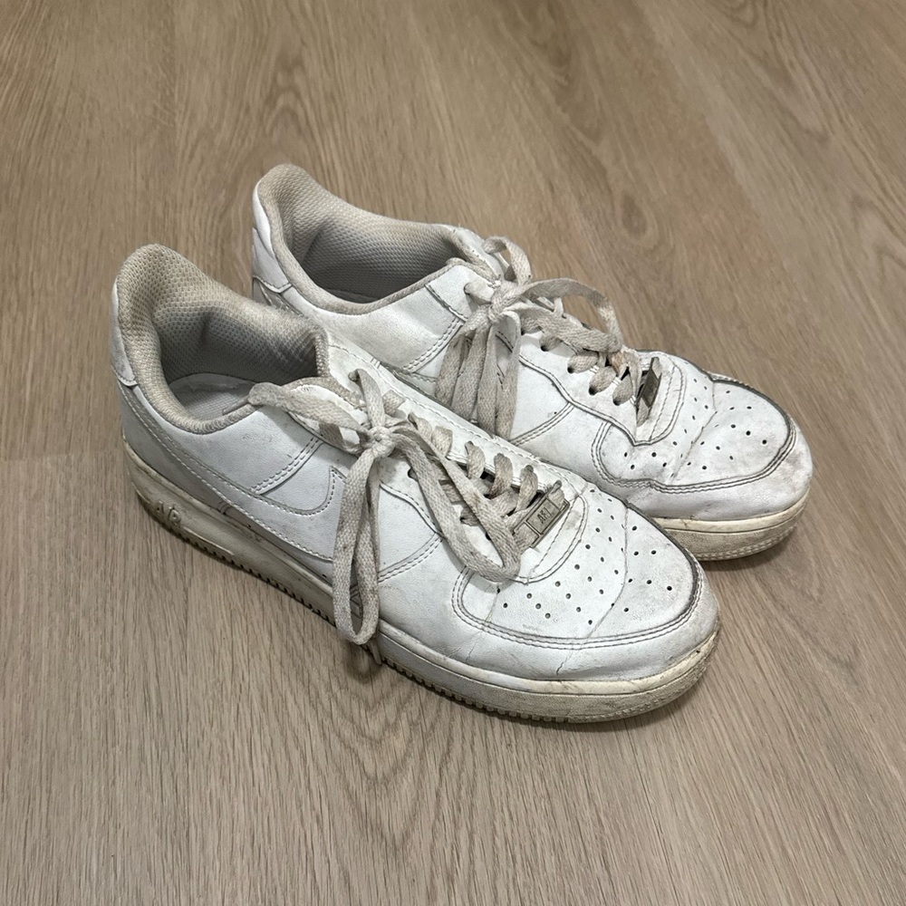 Nike Cream Sneakers